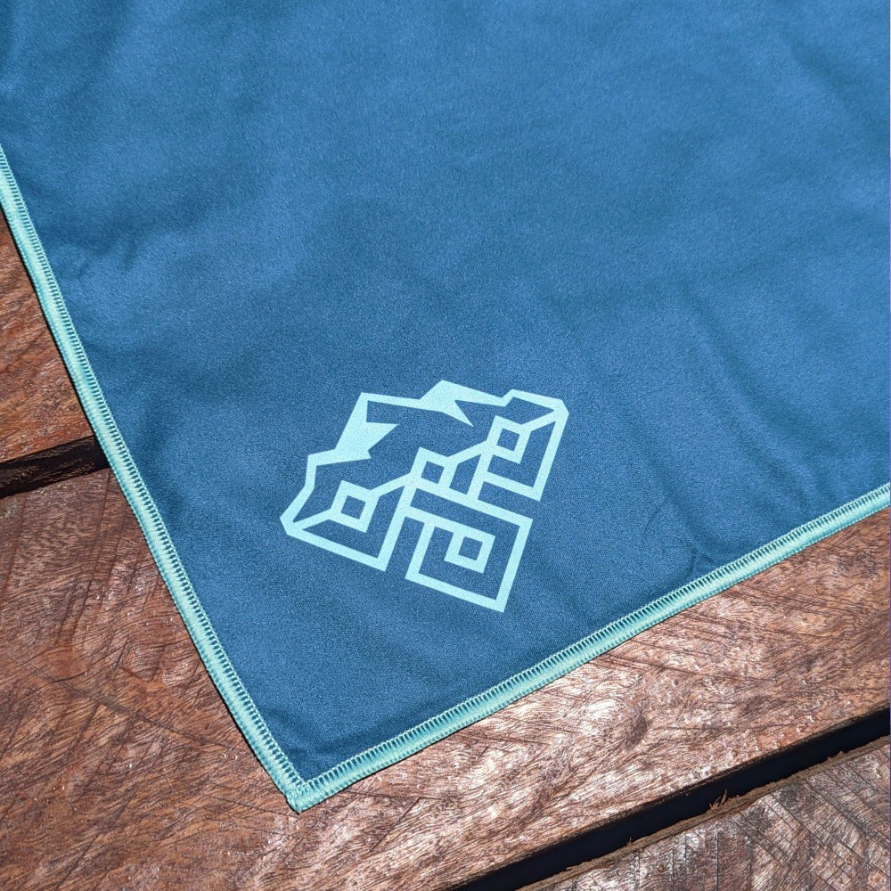 Recycled Travel Towel - Fresh Forest Green